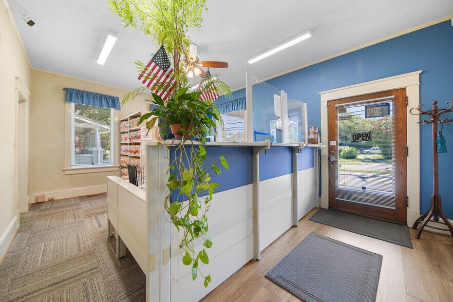 More Photos Of 217 Mocksville Ave, Salisbury Office Residential For Sale