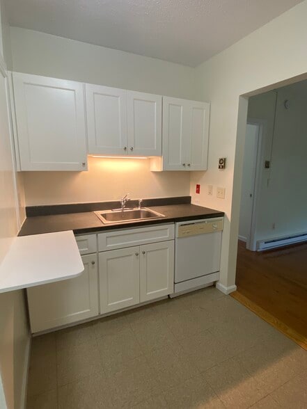 More Photos Of 51 Pearl St, Guilford Apartments For Sale