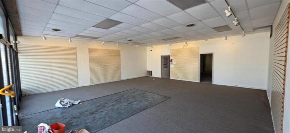 More Photos Of 1413 W Market St, Pottsville Freestanding For Sale