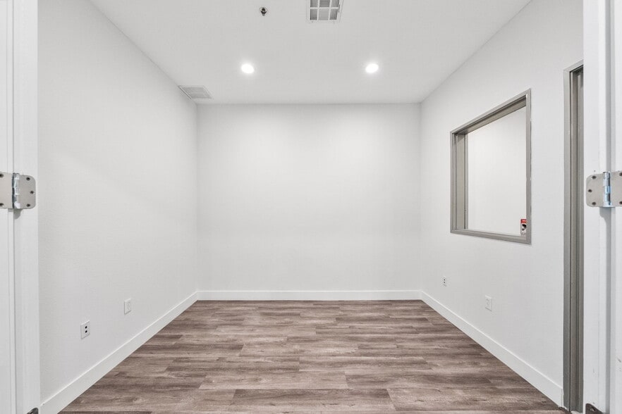 More Photos Of 9630 Research Dr, Irvine Research And Development For Sale