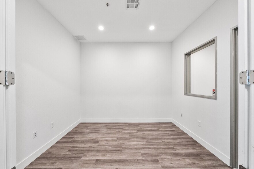 More Photos Of 9630 Research Dr, Irvine Research And Development For Sale