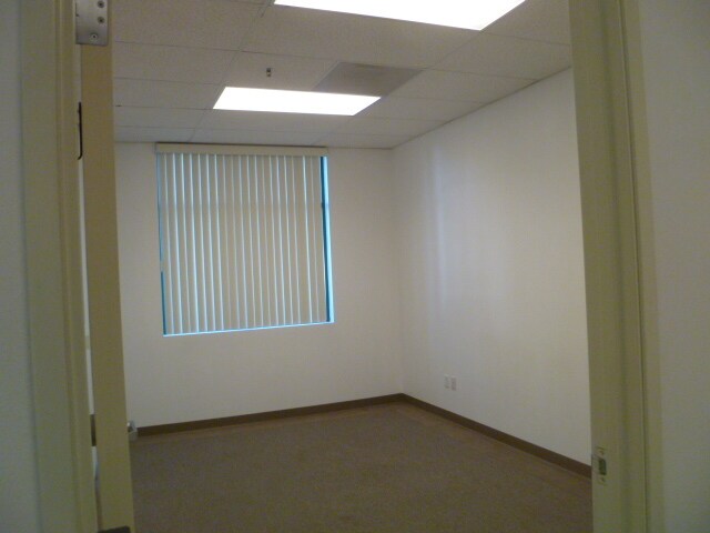 More Photos Of 3100 E Cedar St, Ontario Warehouse For Lease