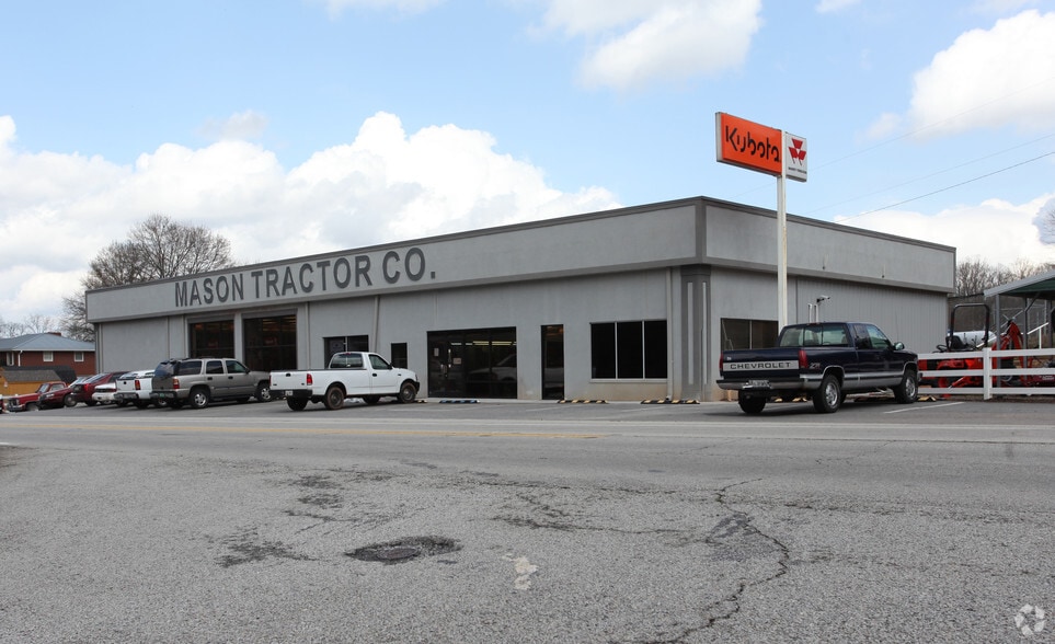 More Photos Of 2510 Dahlonega Hwy, Cumming Warehouse For Sale