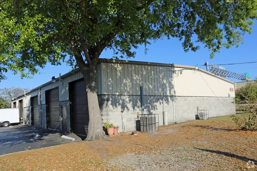 More Photos Of 400 N Pine Hills Rd, Orlando Unknown For Lease