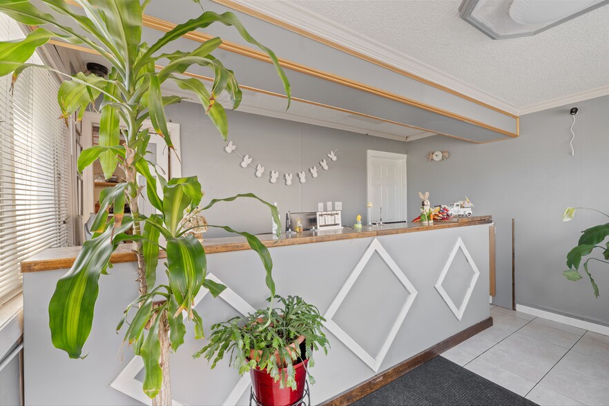 More Photos Of 200 E White Horse Pike, Galloway Hotel For Sale