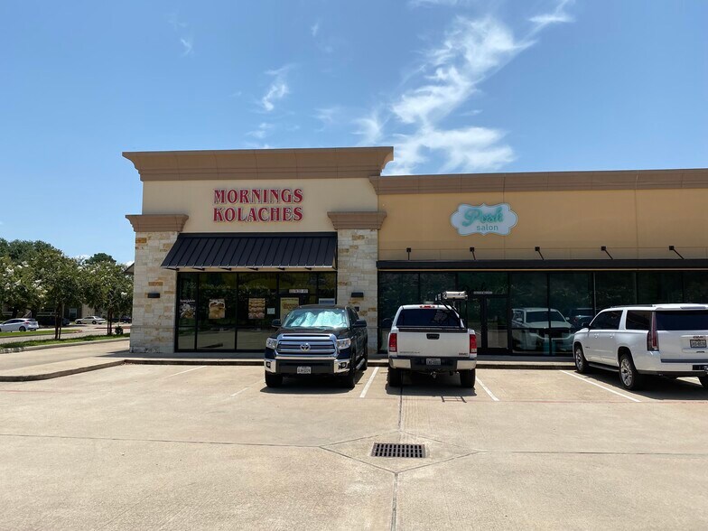 More Photos Of 5033 FM 2351 Rd, Friendswood Storefront Retail Office For Lease