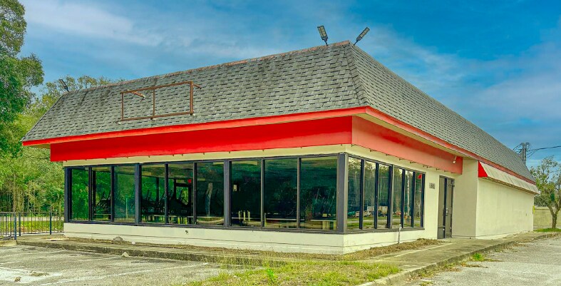 More Photos Of 15145 NE US Highway 301, Waldo Restaurant For Lease