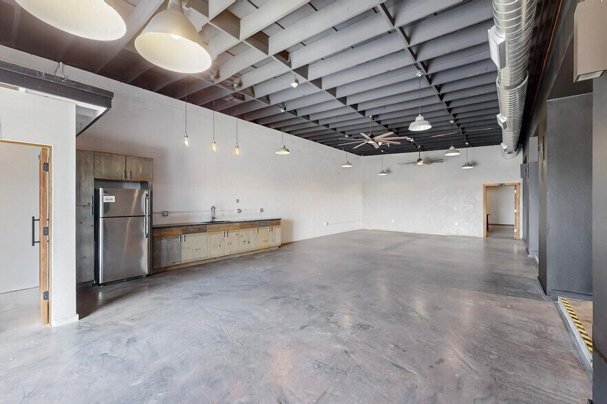 More Photos Of 314 El Pueblo Rd NW, Albuquerque Warehouse For Lease