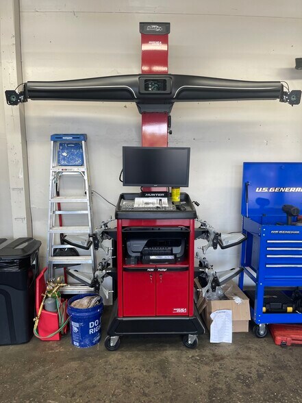 More Photos Of 1478 HWY 17 North, Mt Pleasant, SC 29464, Mount Pleasant Auto Repair For Lease