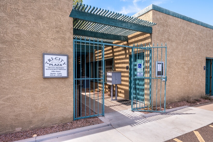 More Photos Of 760 S Stapley Dr, Mesa Office For Sale