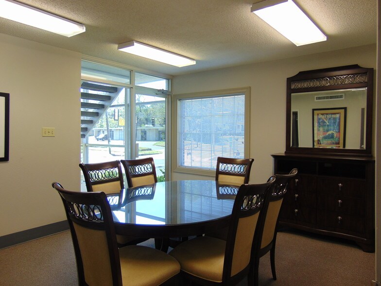 More Photos Of 2625 Line Ave, Shreveport Office For Lease