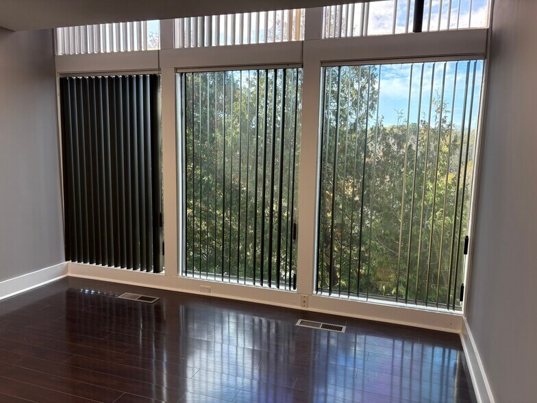 More Photos Of 6099 Riverside Dr, Dublin Office For Lease