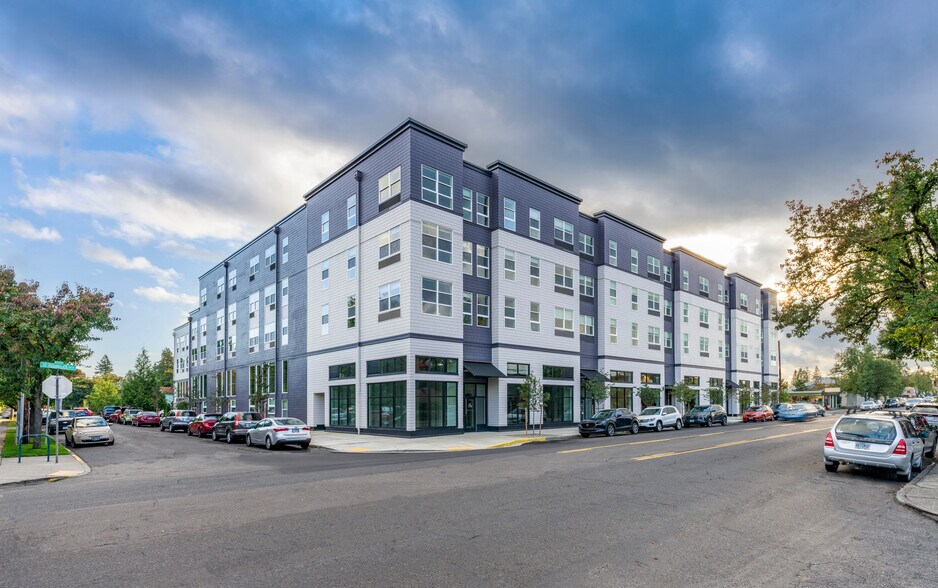 More Photos Of 4804 SE Woodstock Blvd, Portland Apartments For Lease