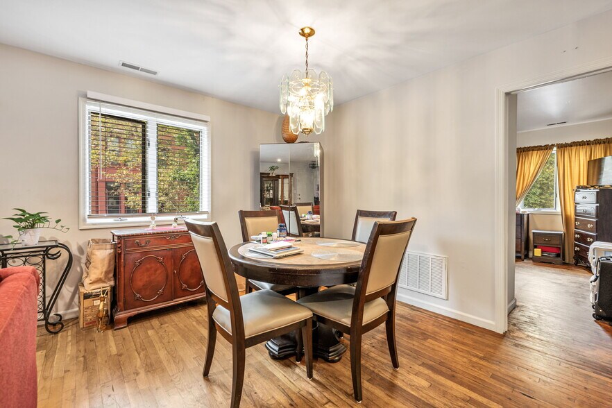 More Photos Of 67 Park Ave, Bloomfield Apartments For Sale