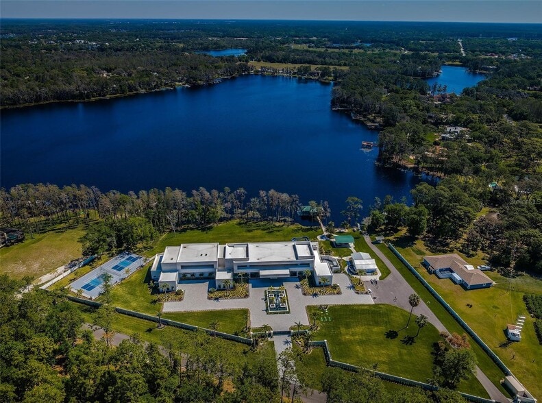 More Photos Of 18725 Jiretz Rd, Odessa Flex For Sale