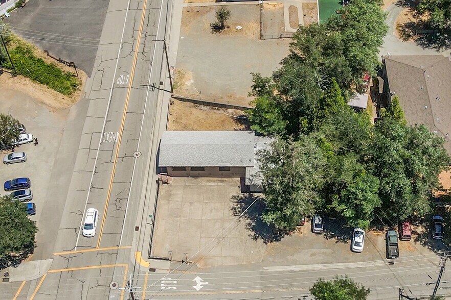 More Photos Of 30890 CA-3, Weaverville Office For Sale
