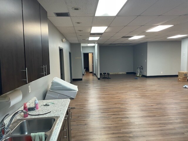 More Photos Of 876-878 Hillcrest Rd, Mobile Industrial For Sale