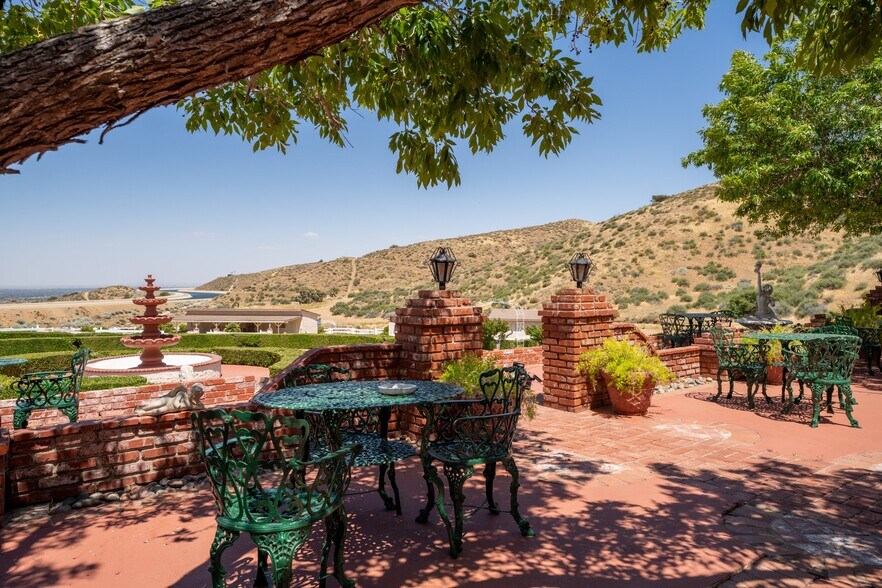 More Photos Of 5801 Hacienda Ranch Rd, Palmdale Specialty For Sale