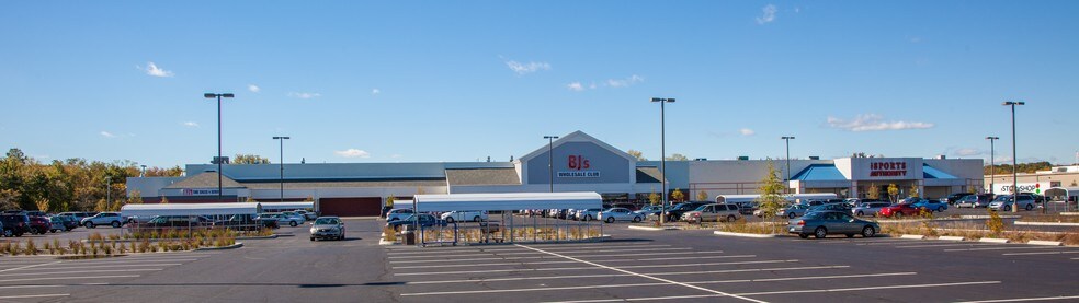 More Photos Of 185 Highland Ave, Seekonk Unknown For Lease