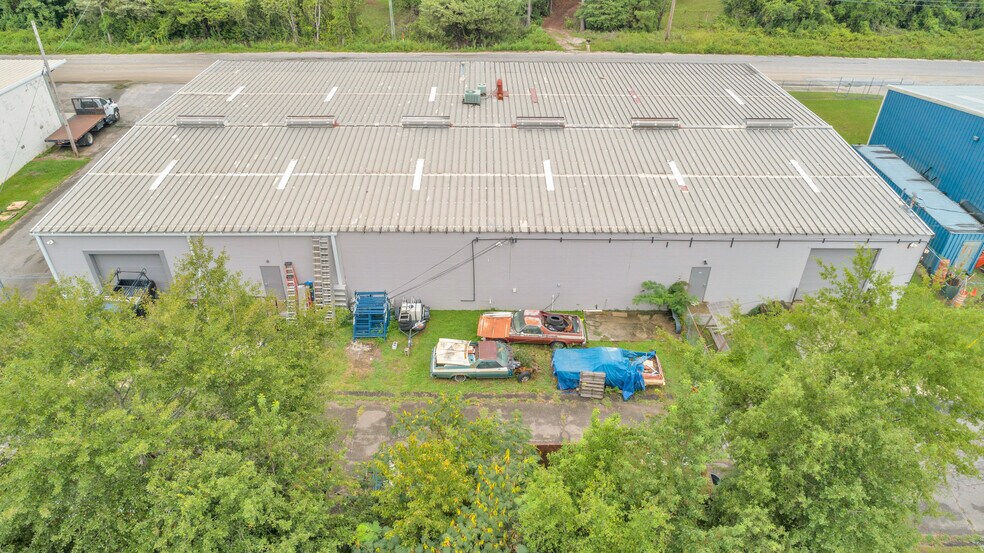 More Photos Of 1827 Killingsworth Rd, Augusta Warehouse For Lease