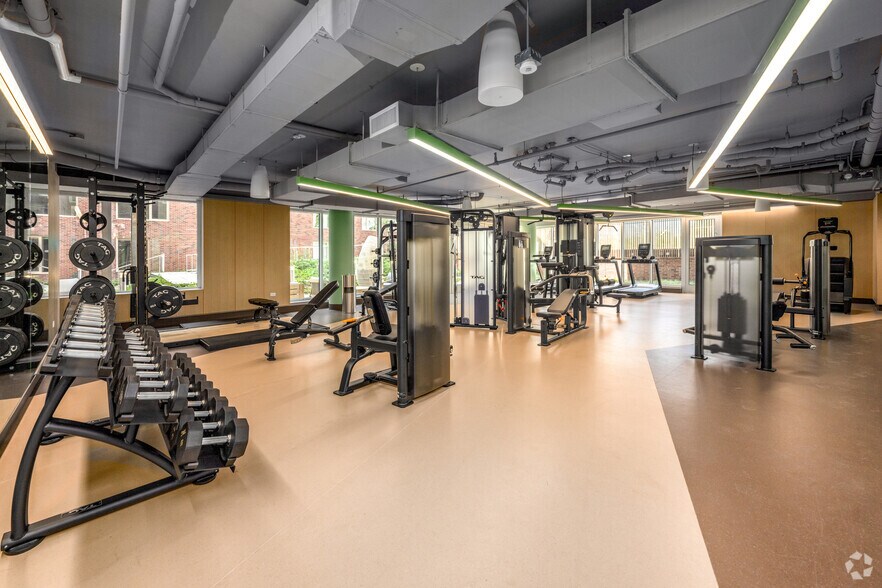 More Photos Of 5300 Wisconsin Ave, Washington Apartments For Lease