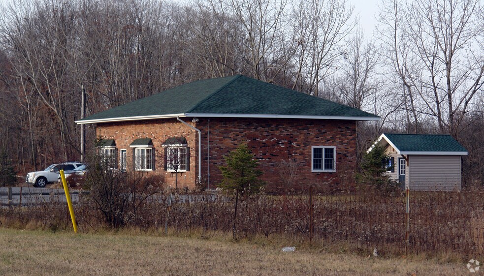 More Photos Of 343 Comrie Ave, Johnstown Office For Sale