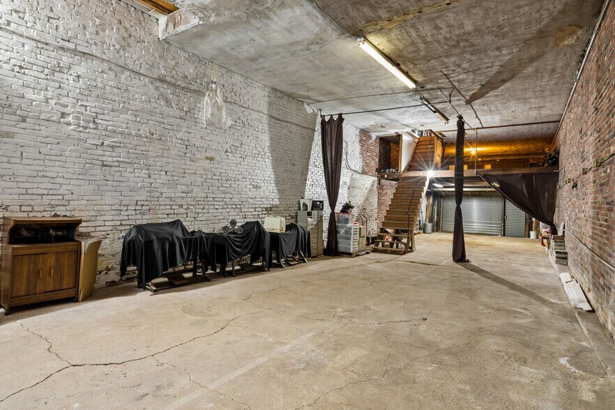 More Photos Of 3547 Kensington Ave, Philadelphia General Retail For Sale