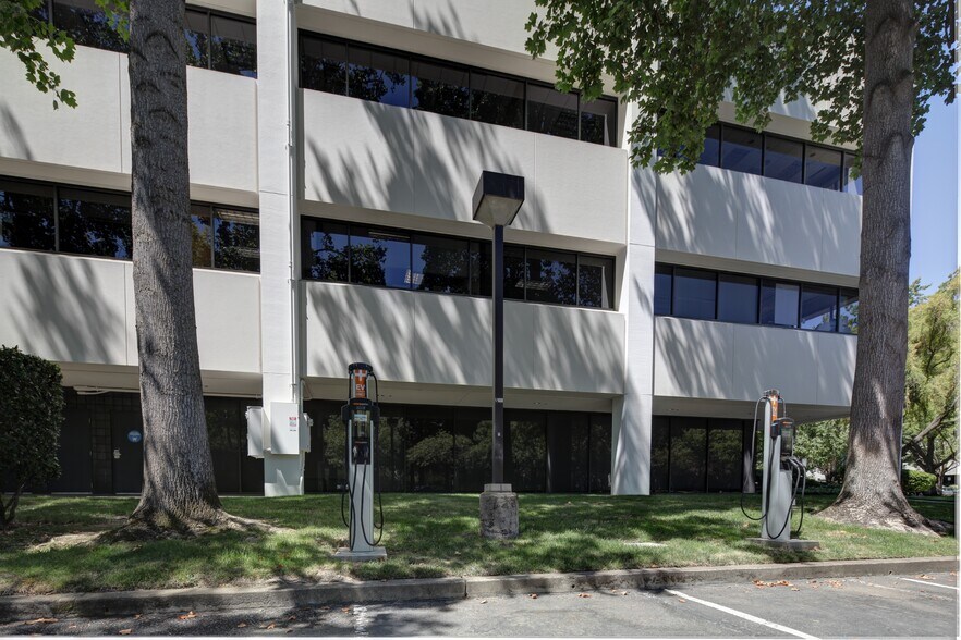 More Photos Of 2525 Natomas Park Dr, Sacramento Loft Creative Space For Lease