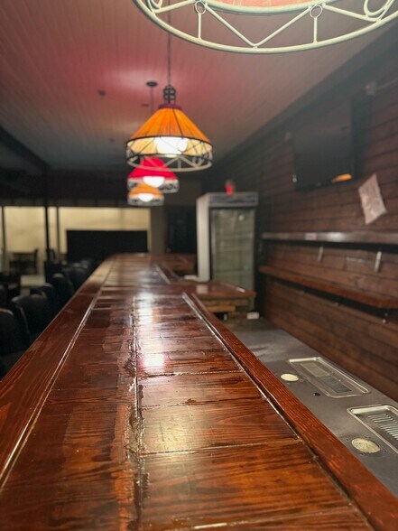 More Photos Of 11186 AL Highway 51, Opelika Storefront For Sale