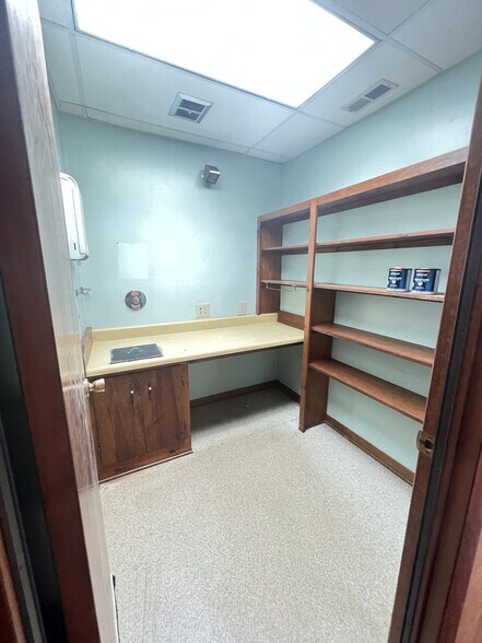More Photos Of 109 Vine St, Pocomoke City Office For Lease