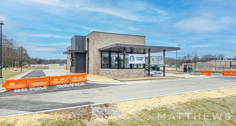 Primary Photo Of 1500-A W Main St, Lebanon Restaurant For Sale