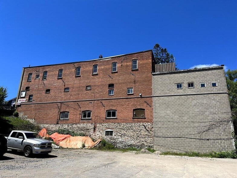 Primary Photo Of 75 Manitoba St, Bracebridge General Retail For Sale