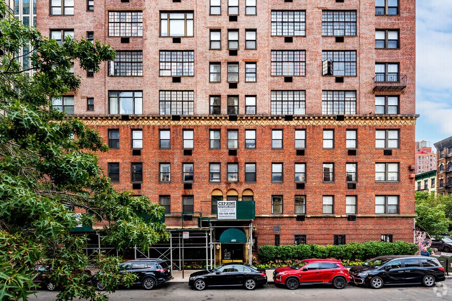 More Photos Of 1076-1082 First Ave, New York Apartments For Lease