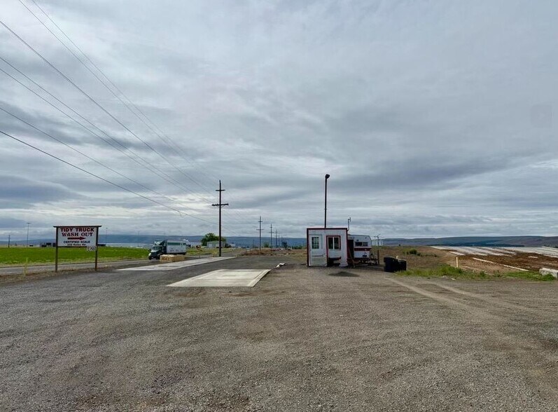 More Photos Of 232 Railex Rd, Burbank Land For Sale