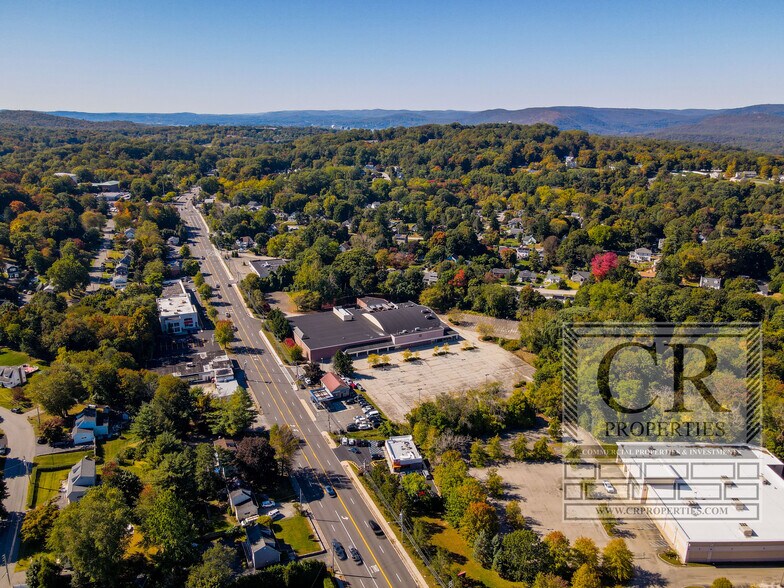 More Photos Of 2094 E Main St, Cortlandt Manor Freestanding For Lease