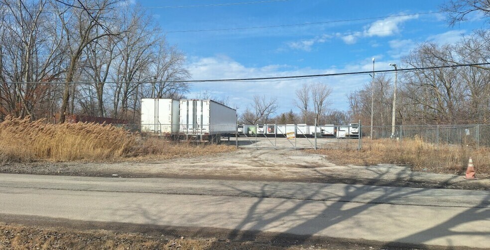 More Photos Of 4810 173rd St, Country Club Hills Land For Lease