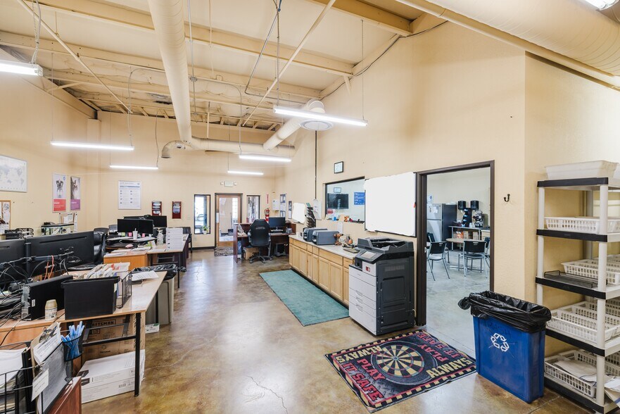 More Photos Of 1345 Water St, Elko Warehouse For Lease