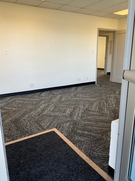 More Photos Of 525 Randall Ave, Cheyenne Office For Lease