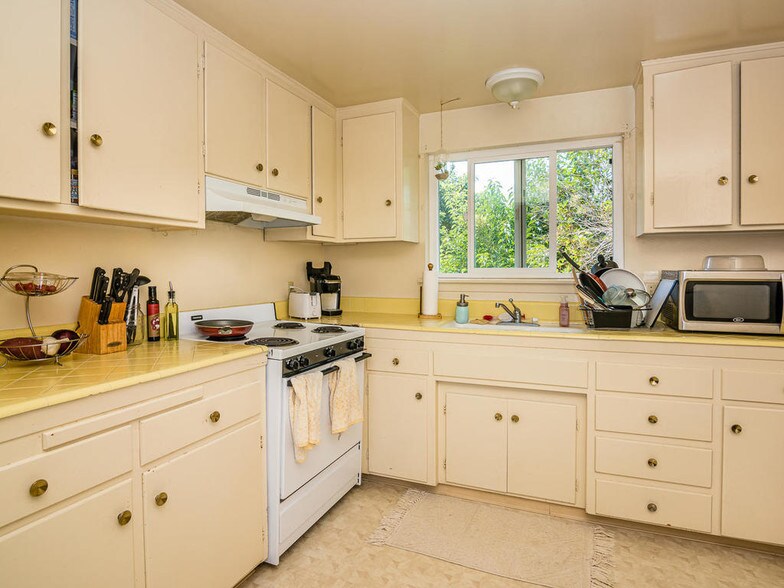 More Photos Of 505 Brizzolara St, San Luis Obispo Apartments For Sale