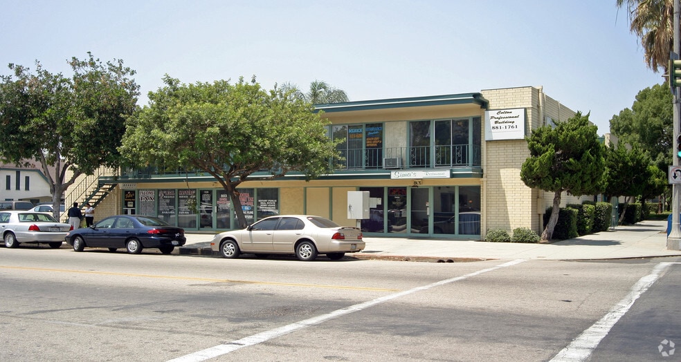 More Photos Of 801-839 N La Cadena Dr, Colton Office Residential For Lease