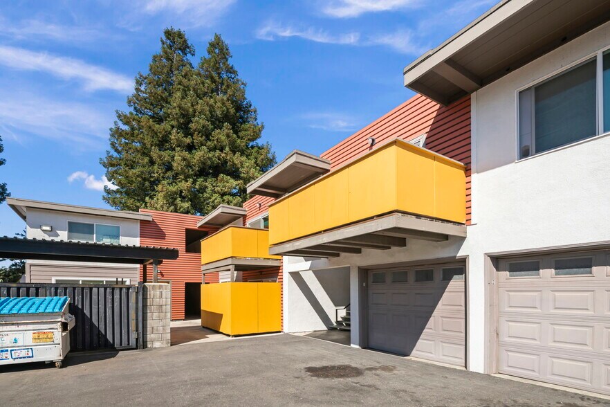 More Photos Of 25013-25021 Cypress Ave, Hayward Apartments For Sale