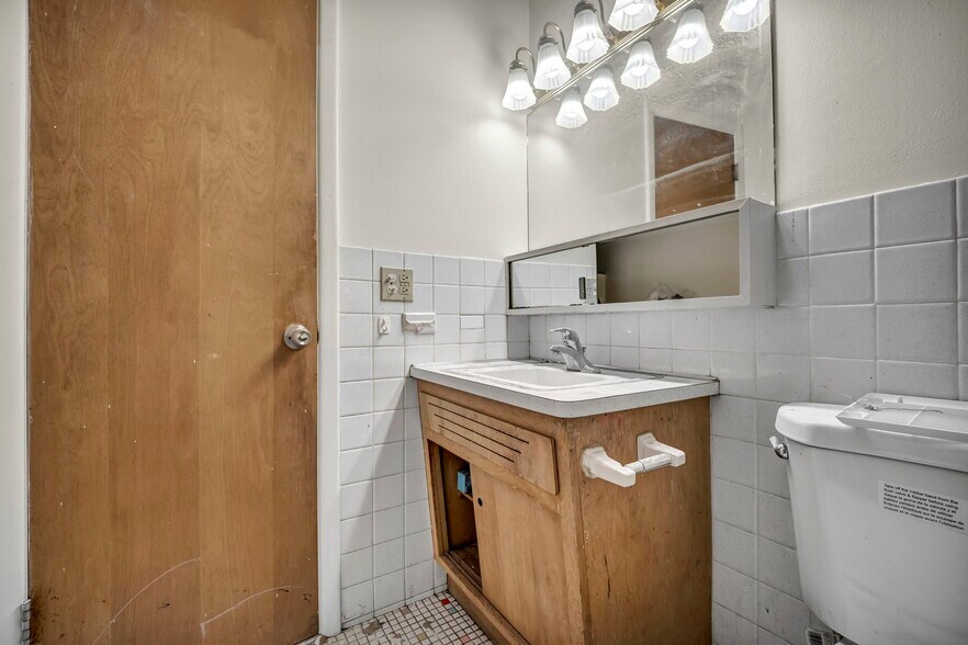 More Photos Of 818-850 S Green Rd, South Euclid Apartments For Sale