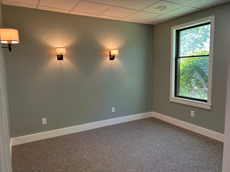 More Photos Of 1595 Elmwood Ave, Rochester Office For Sale