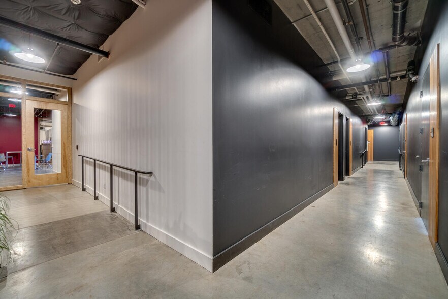 More Photos Of 7428 N Charleston Ave, Portland Apartments For Lease