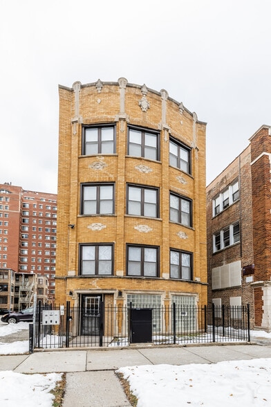 More Photos Of 6711 S Paxton Ave, Chicago Multifamily For Sale