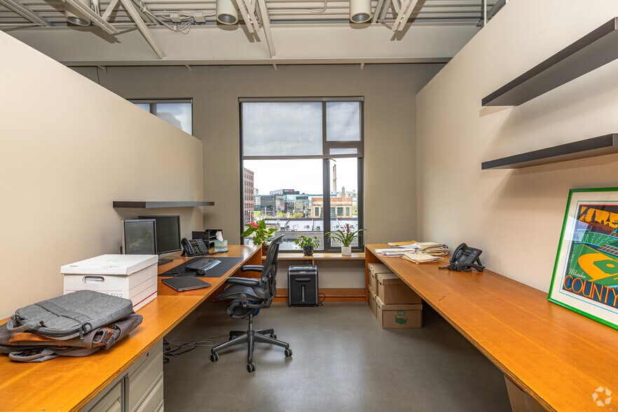 More Photos Of 161 S 1st St, Milwaukee Loft Creative Space For Lease