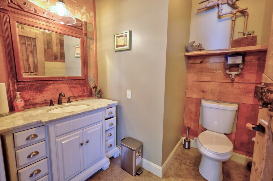 More Photos Of 400 Game Farm Rd, Catskill Hospitality For Sale