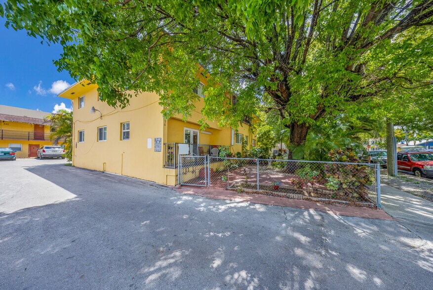 More Photos Of 840-858 NW 4th St, Miami Apartments For Sale