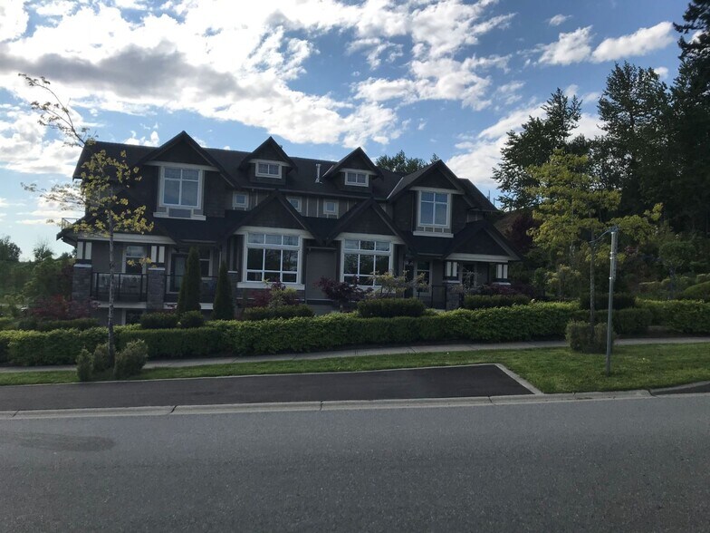 More Photos Of 2379 Chardonnay Ln, Abbotsford Hospitality For Sale