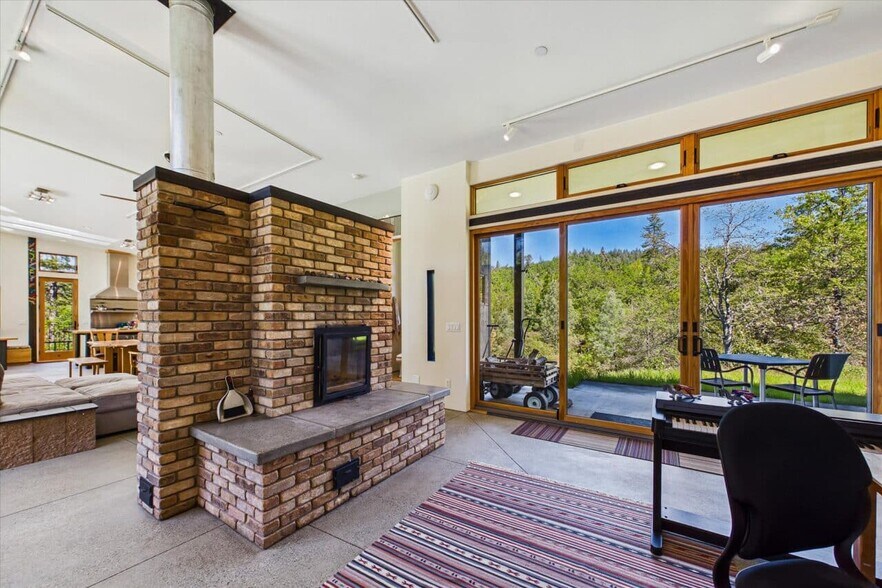 More Photos Of 6691 Reading Creek Rd, Douglas City Land For Sale